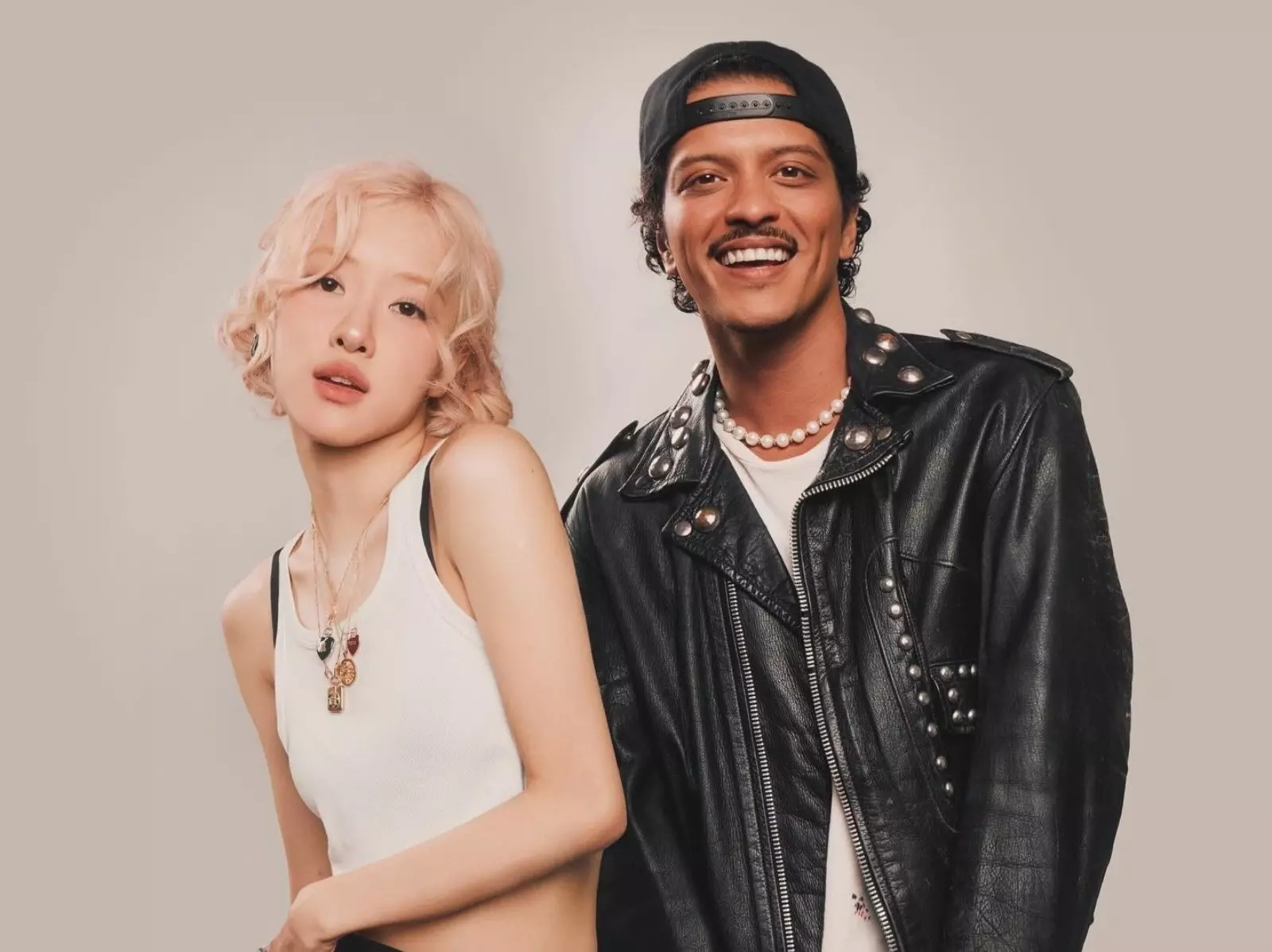 BLACKPINK Rosé 合作火星人布魯諾 Bruno Mars 推出新曲〈Apt.〉掀起熱議！
