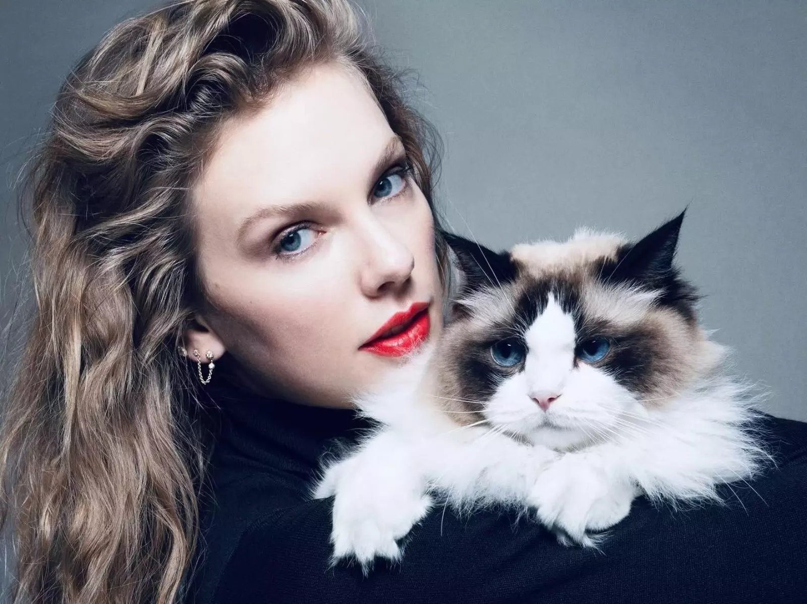 泰勒絲 Taylor Swift 巡演遇川普支持者挑釁！飛機懸掛布條：「Ready For It？」