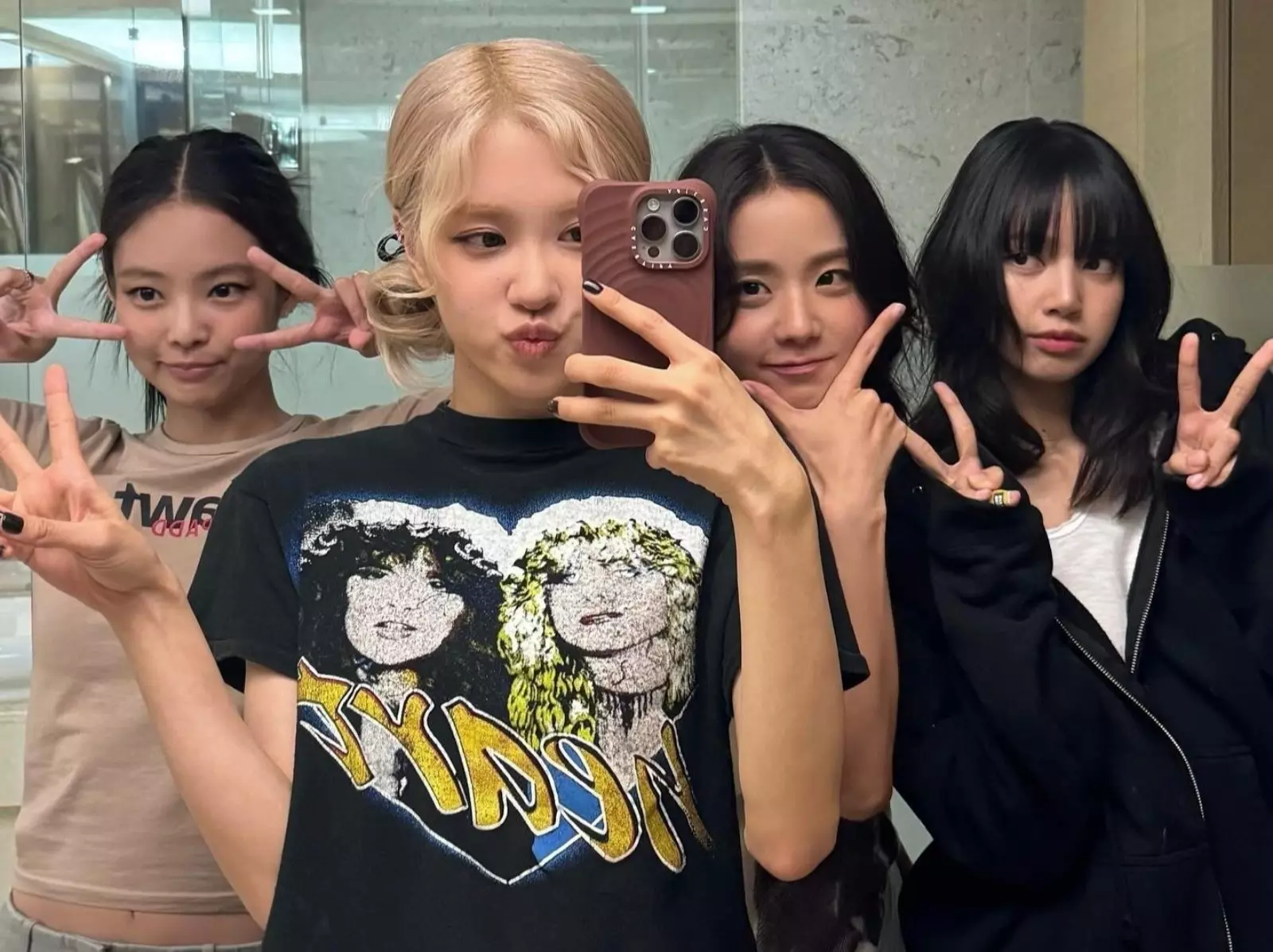 Rosé 曝光 BLACKPINK 單飛內幕！約定「這時間」合體！