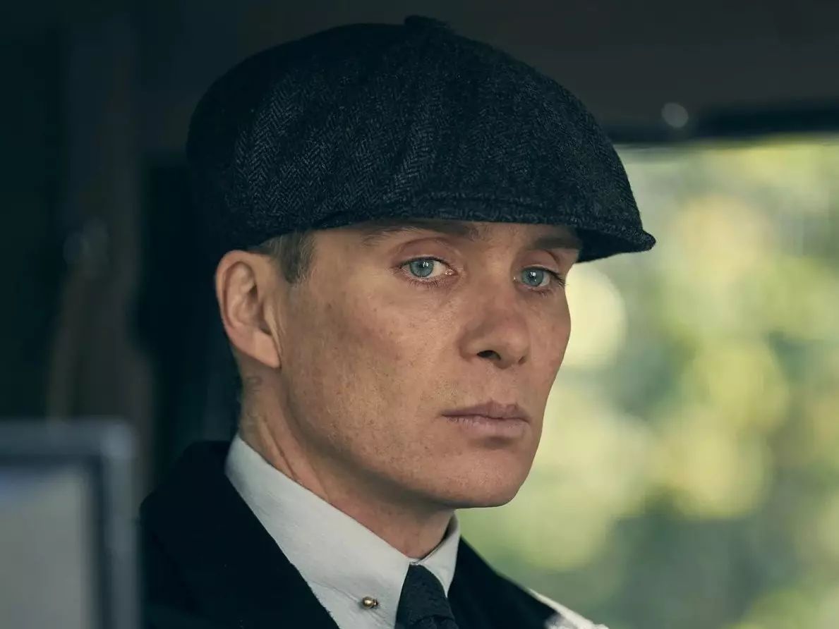 《浴血黑幫》電影版片場照曝光！席尼墨菲 Cillian Murphy 回歸，蕾貝卡弗格森、貝瑞柯根強勢加盟！