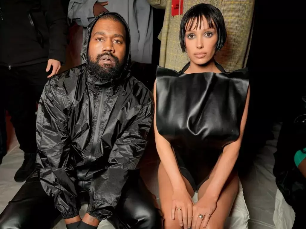 肯爺 Kanye West 遭指控逼大家聽他與比安卡「親熱聲音」！前員工：「真的很噁心！」