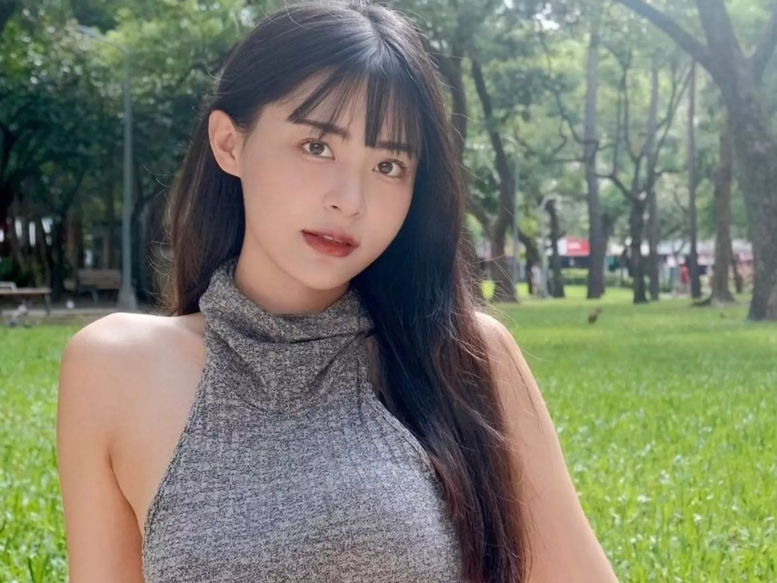 YOLO 余家儀宣布加入 Carry Girls 啦啦隊！「實況怪物新人」登上《拳上 2024》熱辣應援！【野生抓正妹】