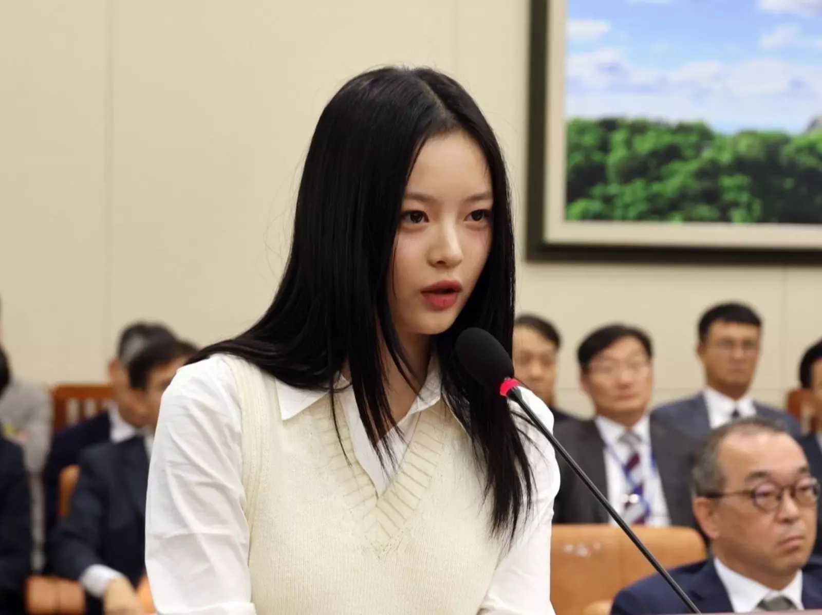 NewJeans Hanni 職場霸凌案遭駁回！韓國勞動部：「不符合員工定義！」