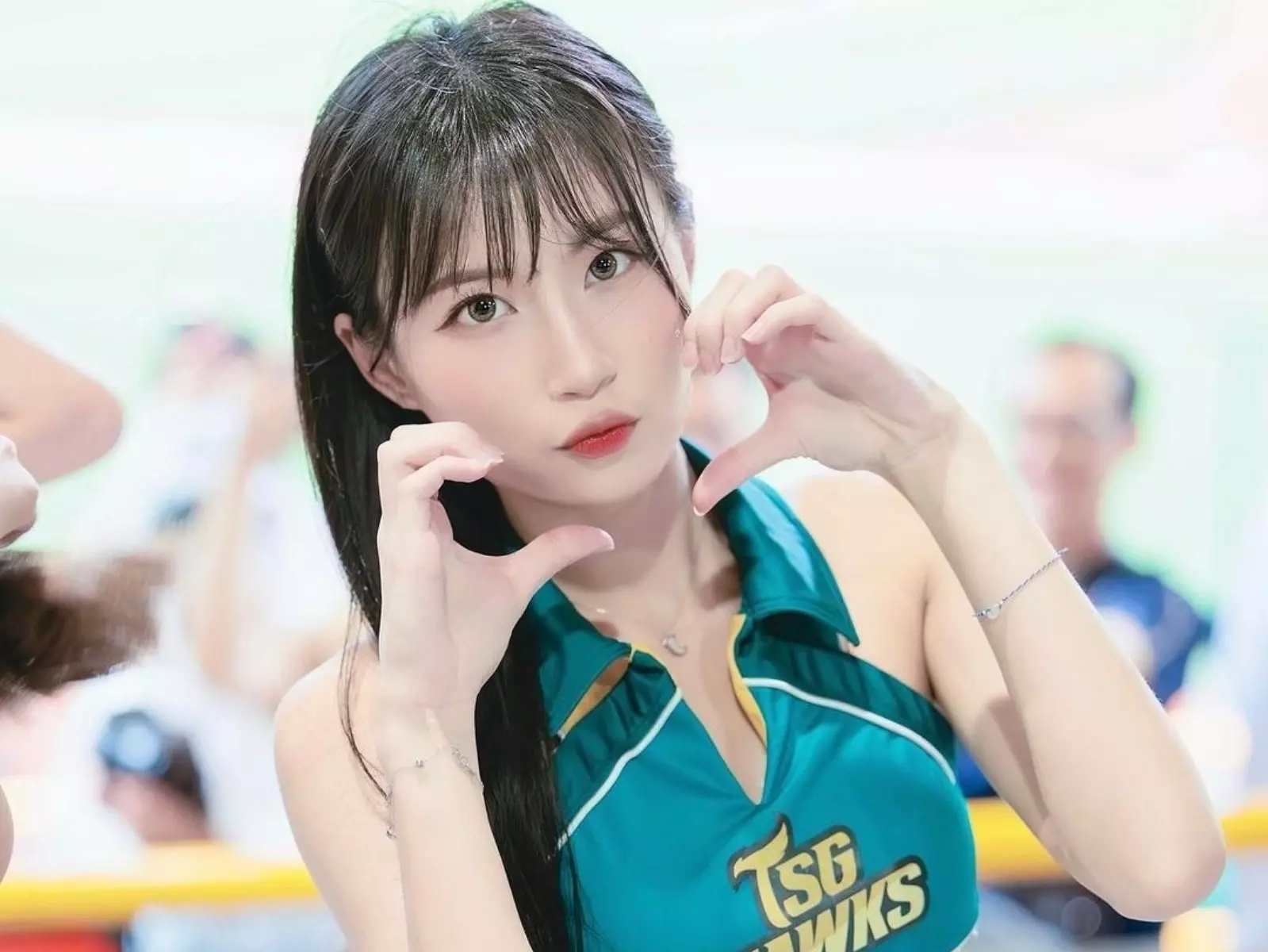 李樂應援美到令人驚艷！台鋼球迷激推：「絕對是優質潛力股！」【野生抓正妹】