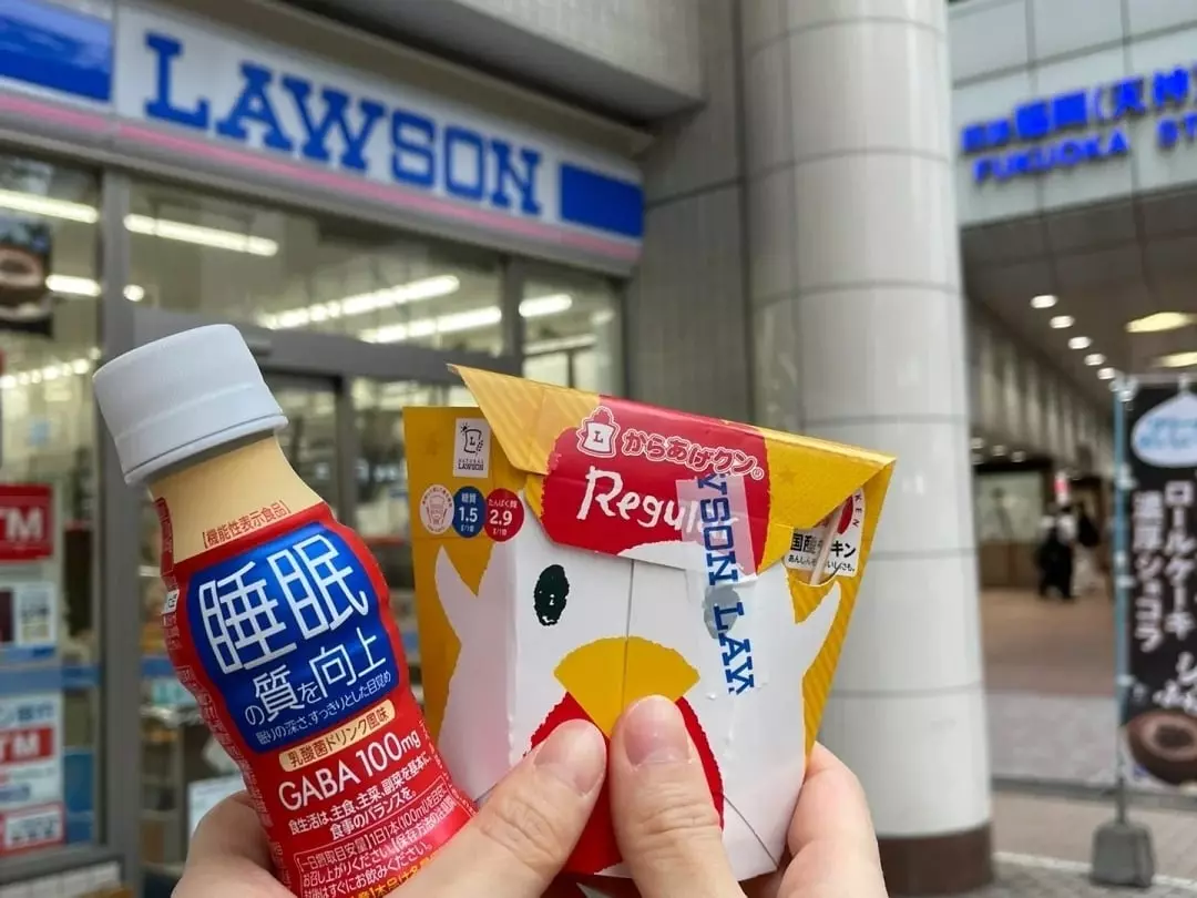 日本 Lawson 羅森超商即將進駐台灣！網敲碗：「炸雞君要來了嗎！」