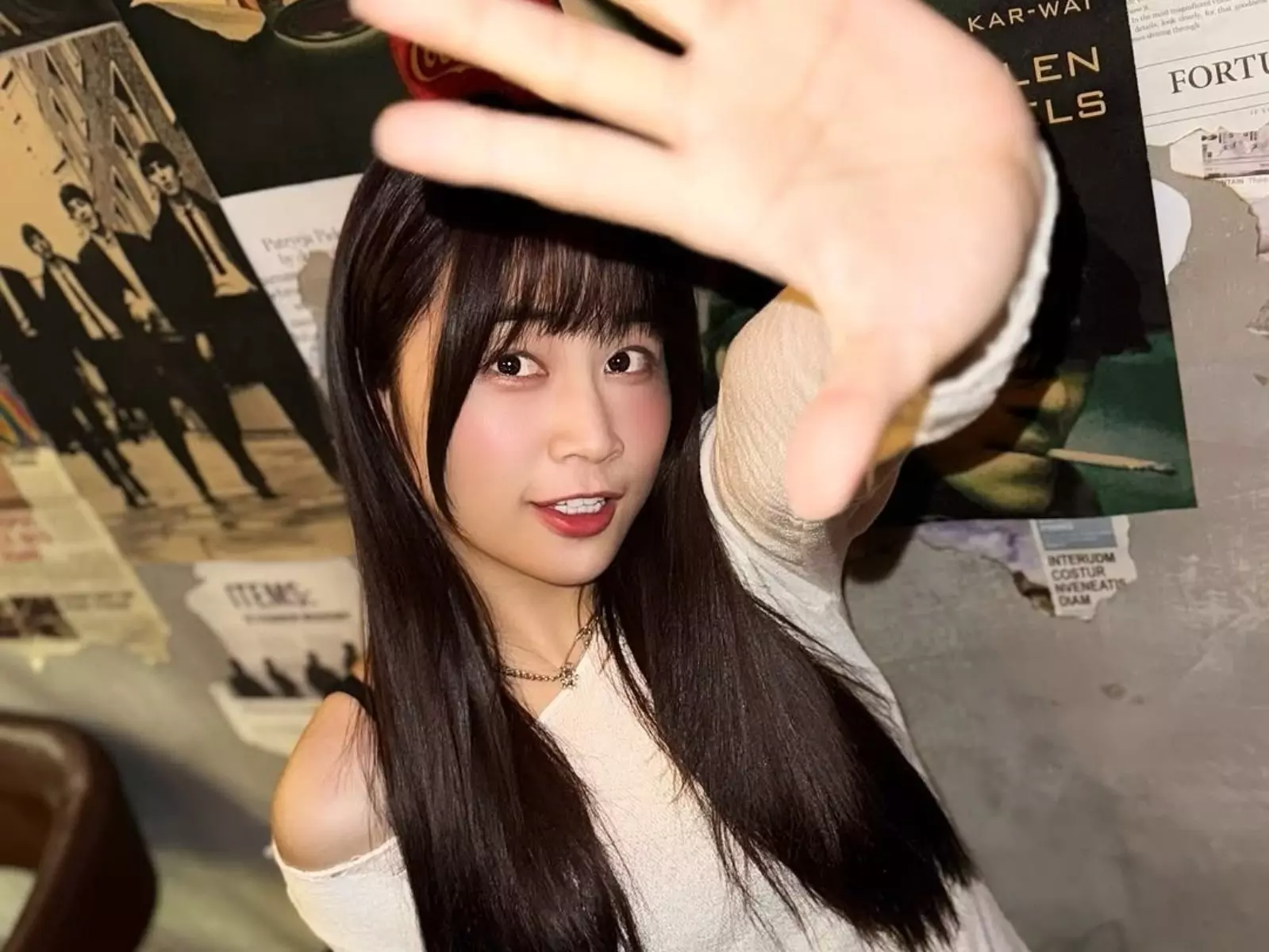 陳依遊泰國芭達雅曬大辣，泳裝逼出起伏曲線讓人想入非非！【野生抓正妹】