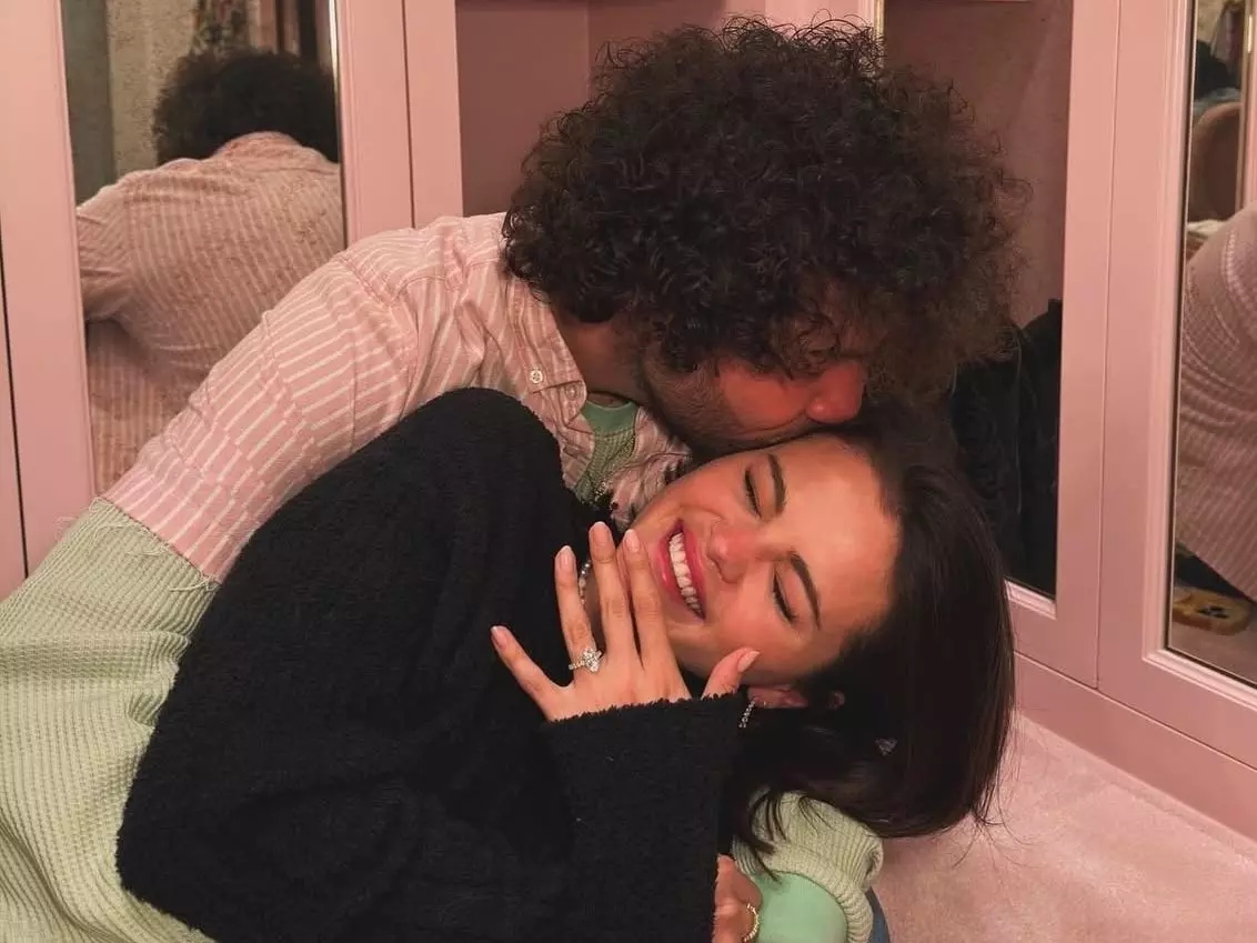 賽琳娜 Selena Gomez 與班尼布蘭柯 Benny Blanco 宣布訂婚！泰勒絲急應徵花童引熱議～
