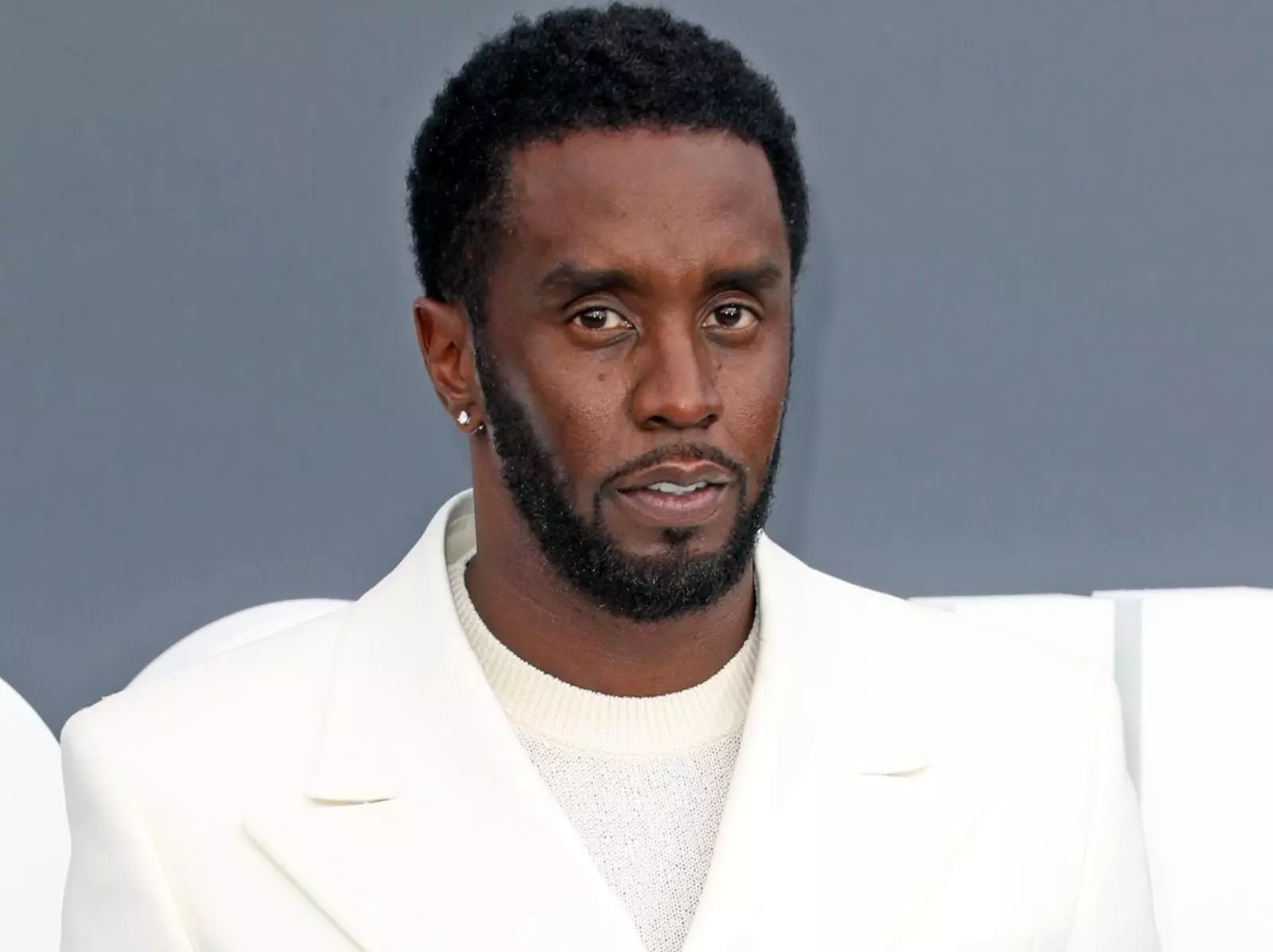 吹牛老爹 Diddy 性暴力案件又一樁，男員工出面曝「極樂性愛派對」內幕超驚悚！