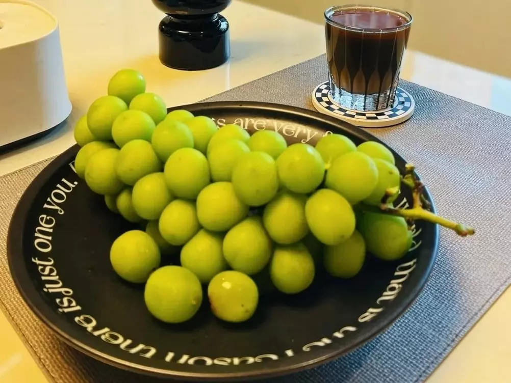 跨年吃葡萄原因是什麼？傳能成功脫單引 Threads 網友瘋拍，儀式、由來⋯一次看！