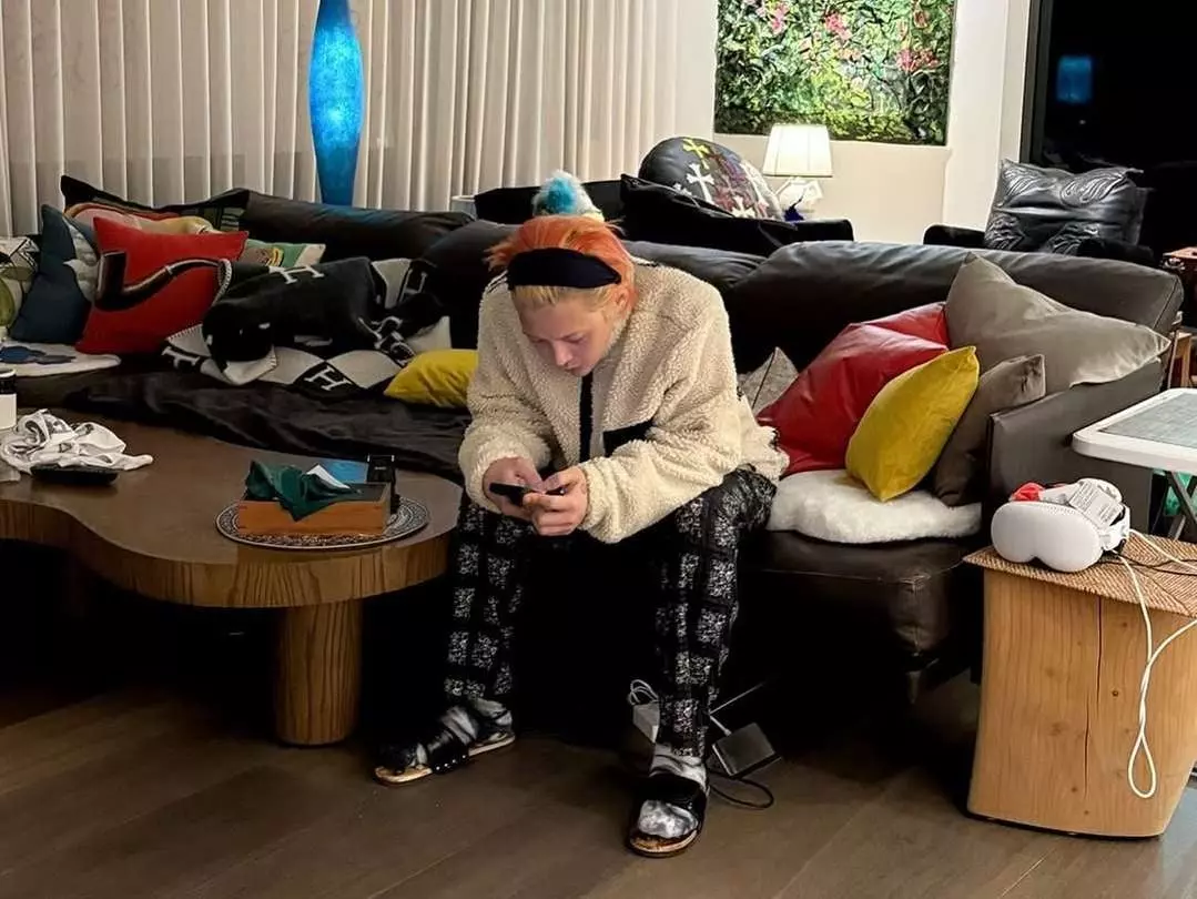 GD 權志龍也懂穿台牌！下身印花褲出自這位「台灣設計師」引發熱議！
