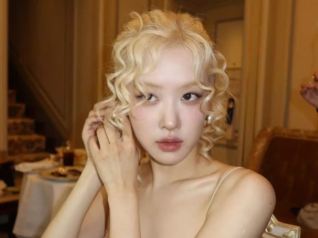 BLACKPINK Rosé 受邀擔任 YSL Beauty 代言人！果然是「人間 YSL」！