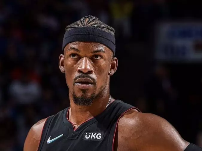 NBA / Jimmy Butler 遭爆料「只願意加盟太陽」，拒絕前往勇士與 Curry 搭檔！