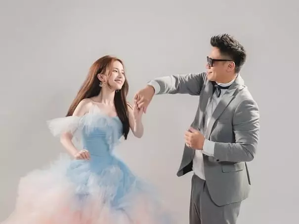 黑男結婚豪擲 300 萬娶 Lucy！感人誓言引熱議！