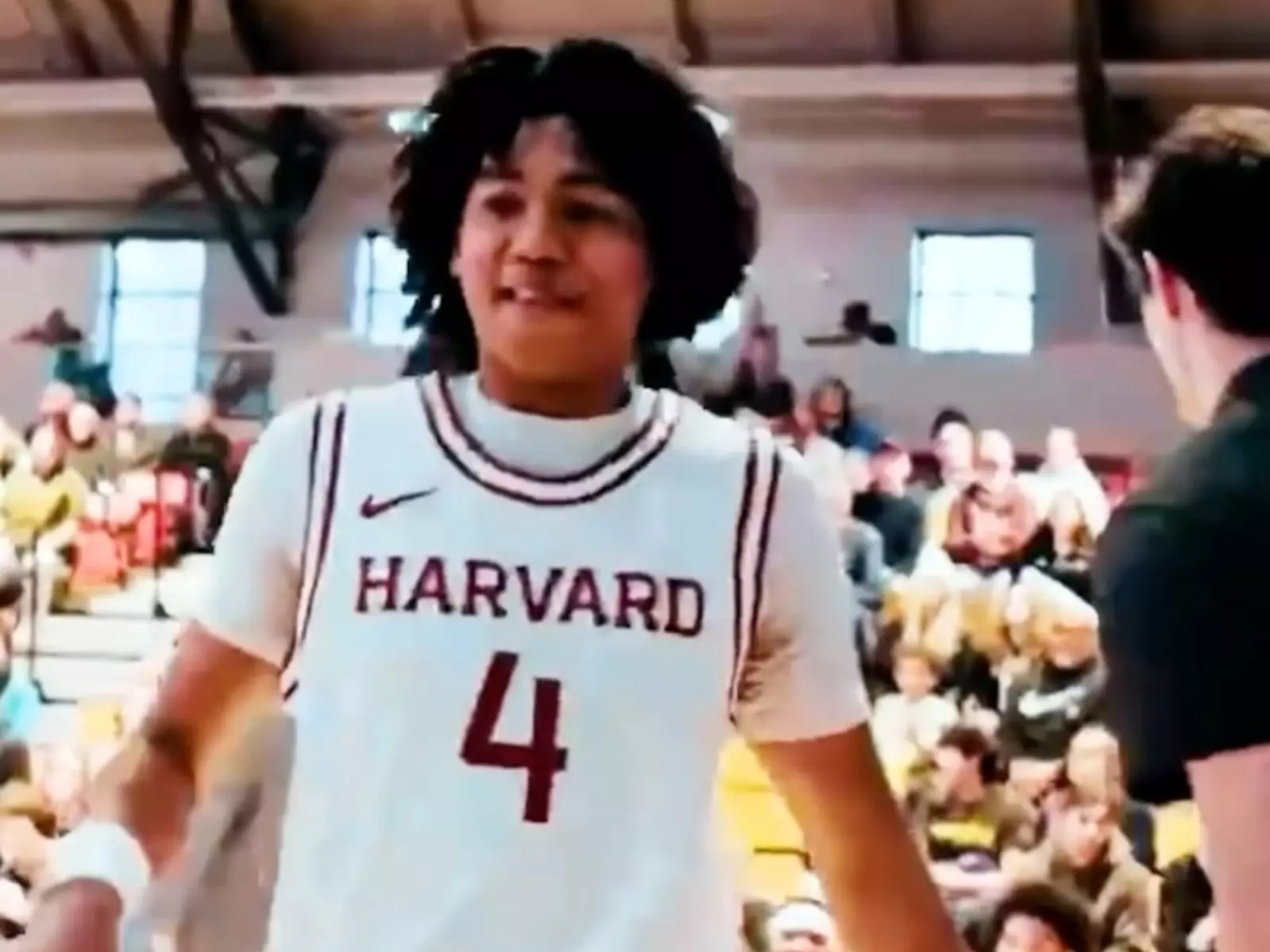 NCAA／賀博「全票獲選」年度最佳新人！吸引眾多 NBA 球探目光！