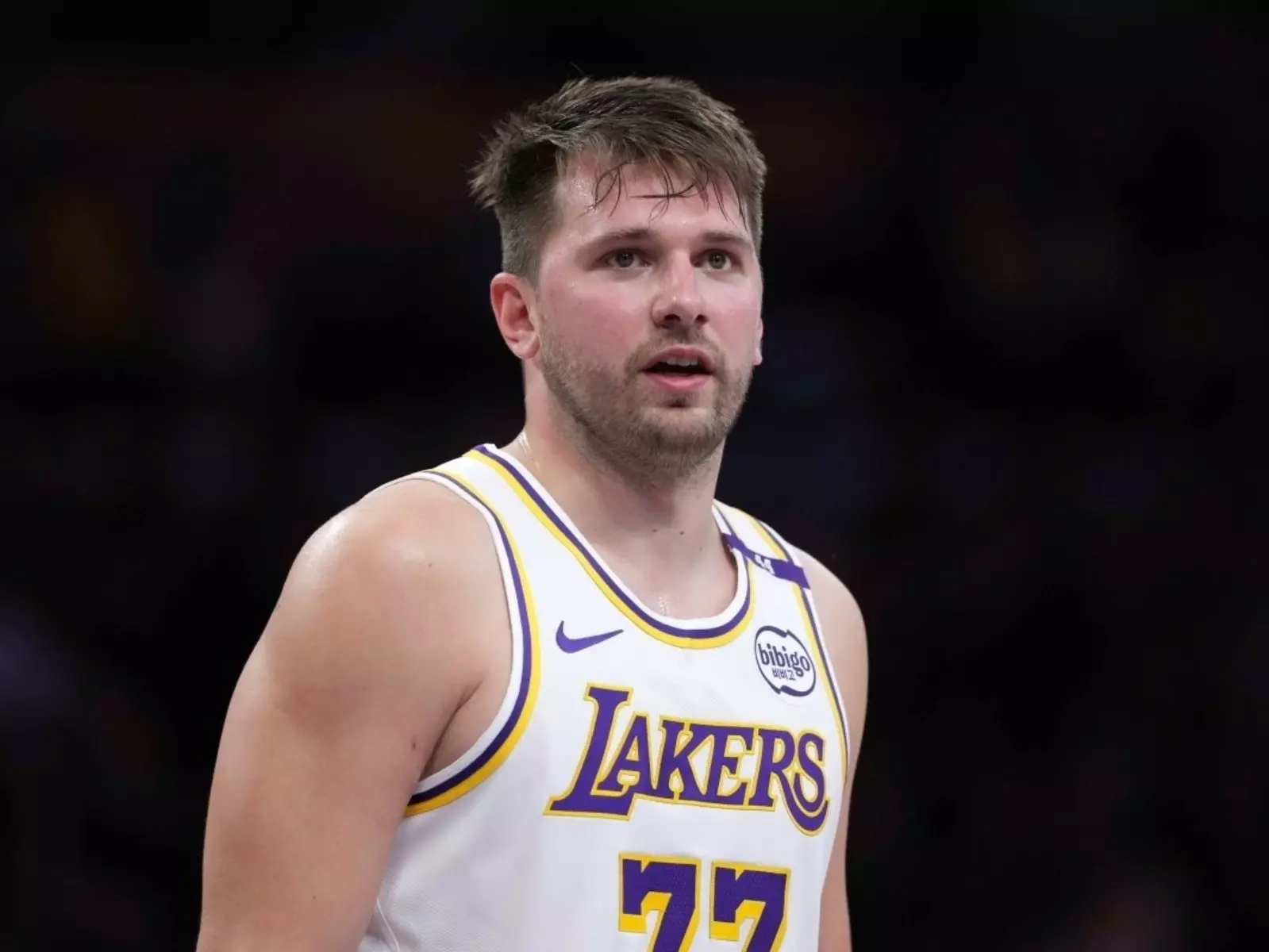 NBA／Luka Doncic 爆砍 33 分率湖人擊退太陽，KD 不滿嗆聲「你季後賽得不到這種待遇！」