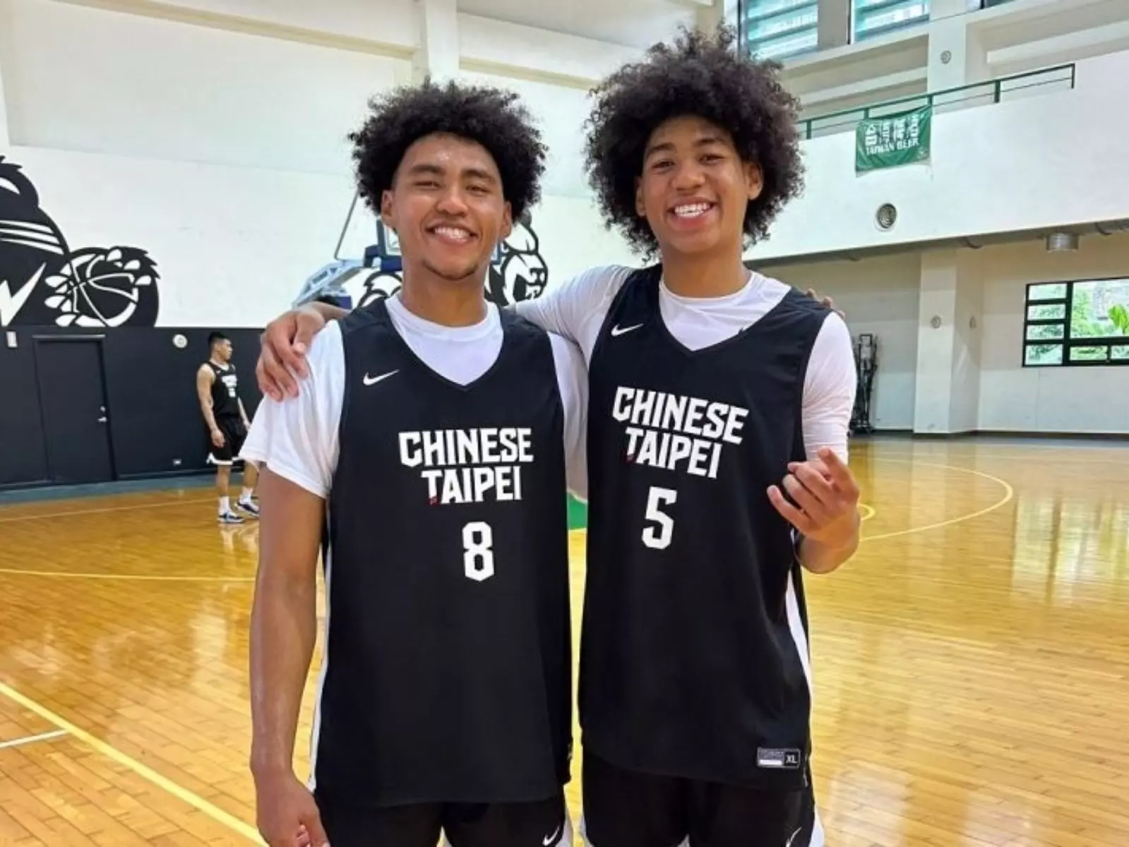 賀博放棄美國 U19 代表隊邀請！攜手哥哥賀丹回歸台灣男籃出賽瓊斯盃！