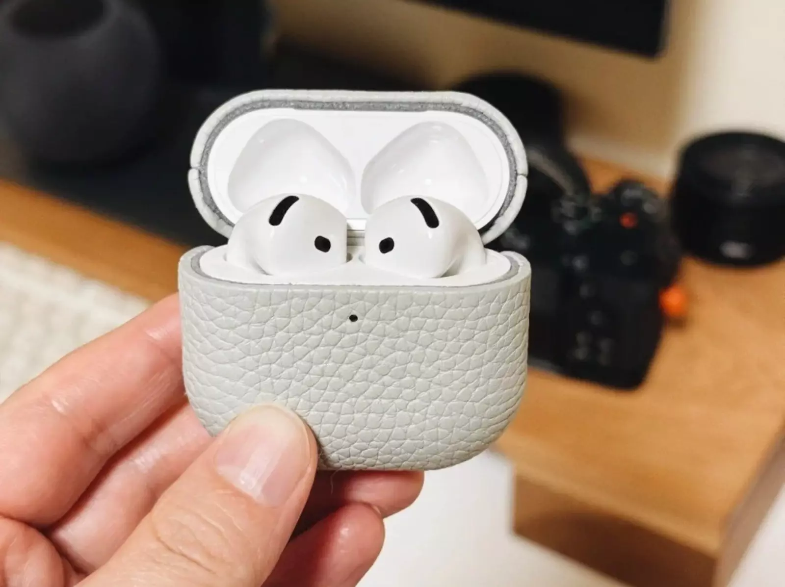 無線耳機可以托運嗎？日本搭機行李放 Airpods 被廣播！網震驚：「以前都沒事！」
