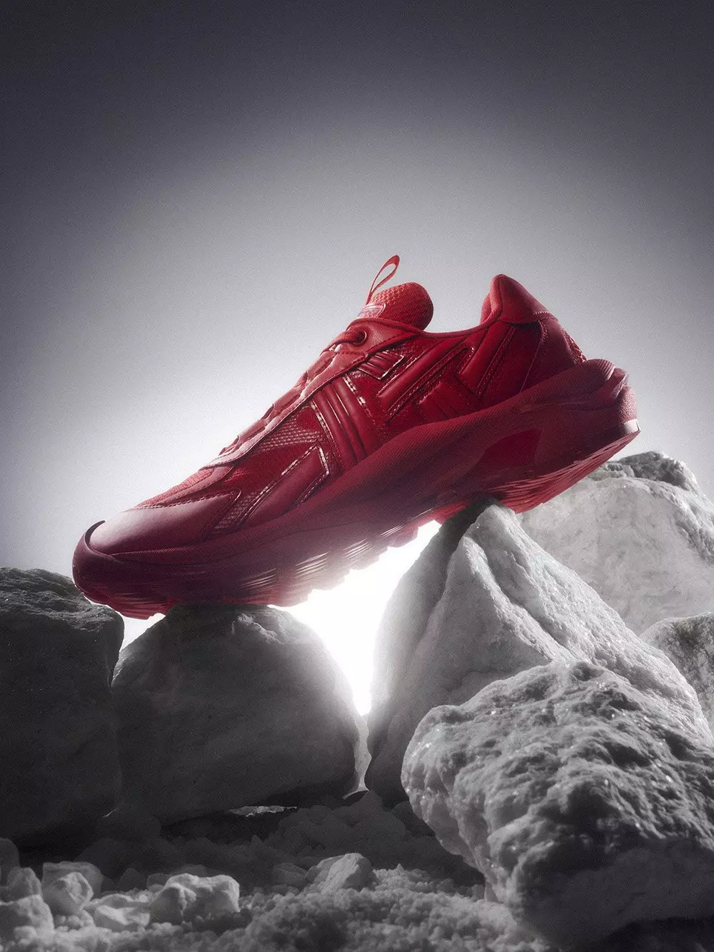 Onitsuka Tiger 鬼塚虎全新 ULTI RS™ 系列首發 TIGTRAIL™ RS 鞋款登場！曾敬驊率性不羈演繹！