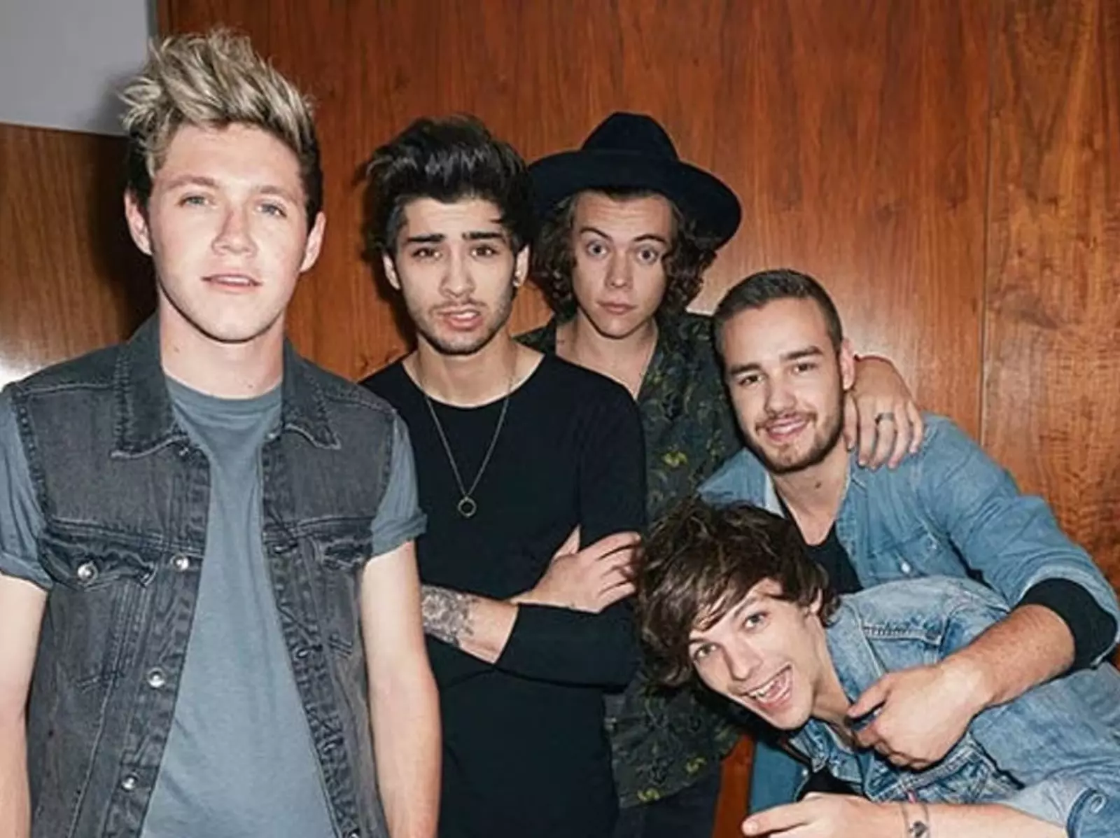 One Direction 一世代前成員贊恩 Zayn Malik 睽違十年唱〈Night Change〉，激動表示：「我差點哭了！」