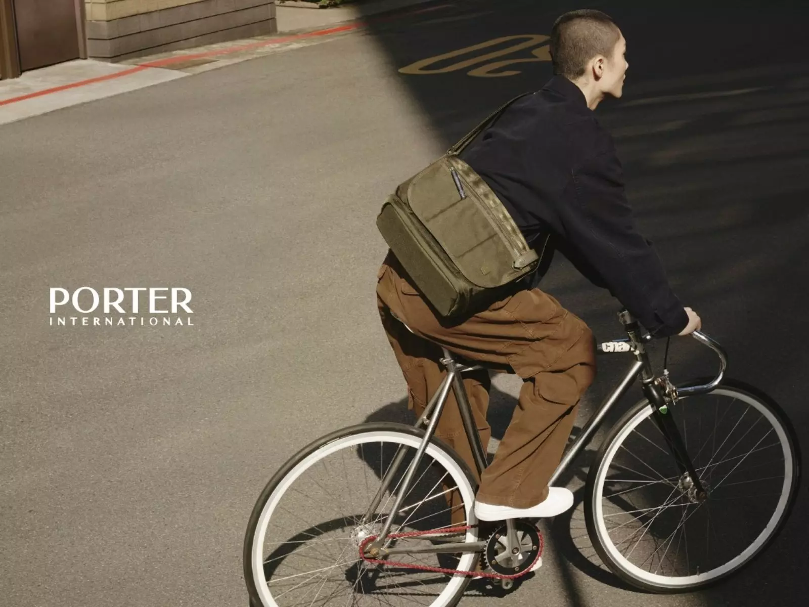 PORTER INTERNATIONAL 25週年企劃：「你的故事，我都在」 經典系列NEW HEAT開啟森林綠革新，週年紀念款RENEW系列限定登場