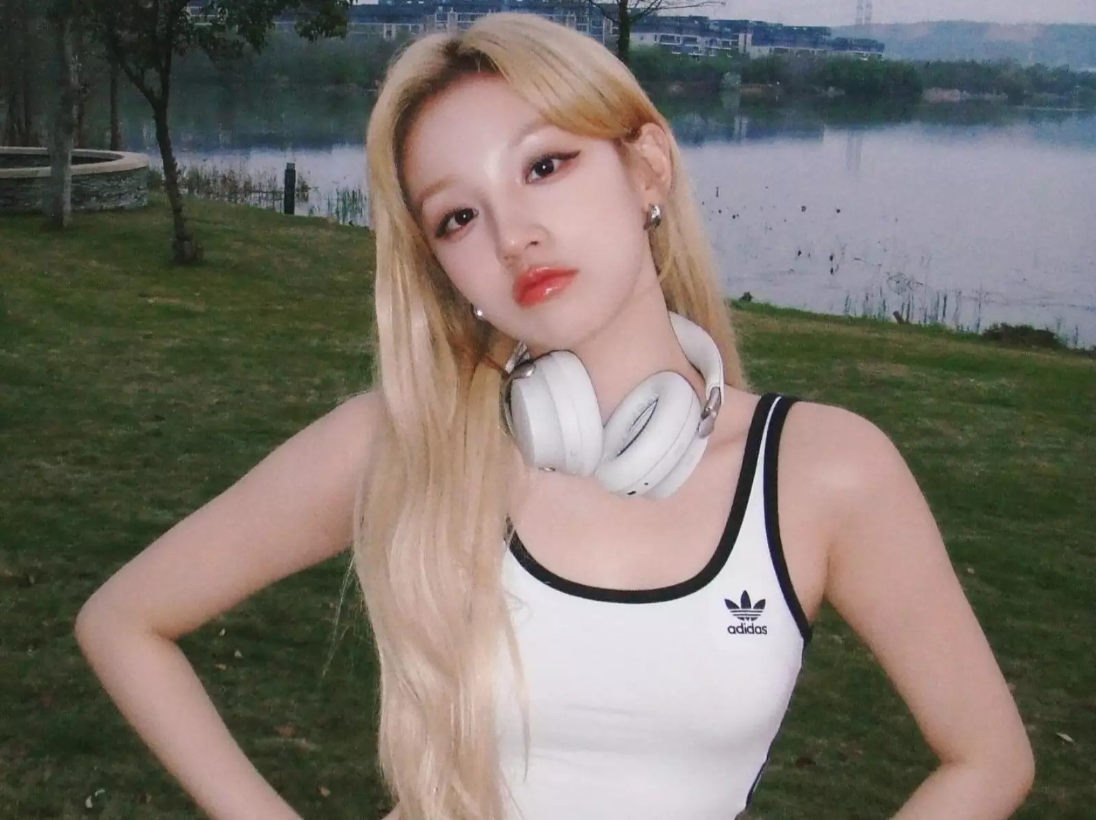 (G)I-DLE 宋雨琦 IG 菸嗓翻唱《難哄》主題曲〈像晴天像雨天〉！網讚：「耳朵懷孕！」