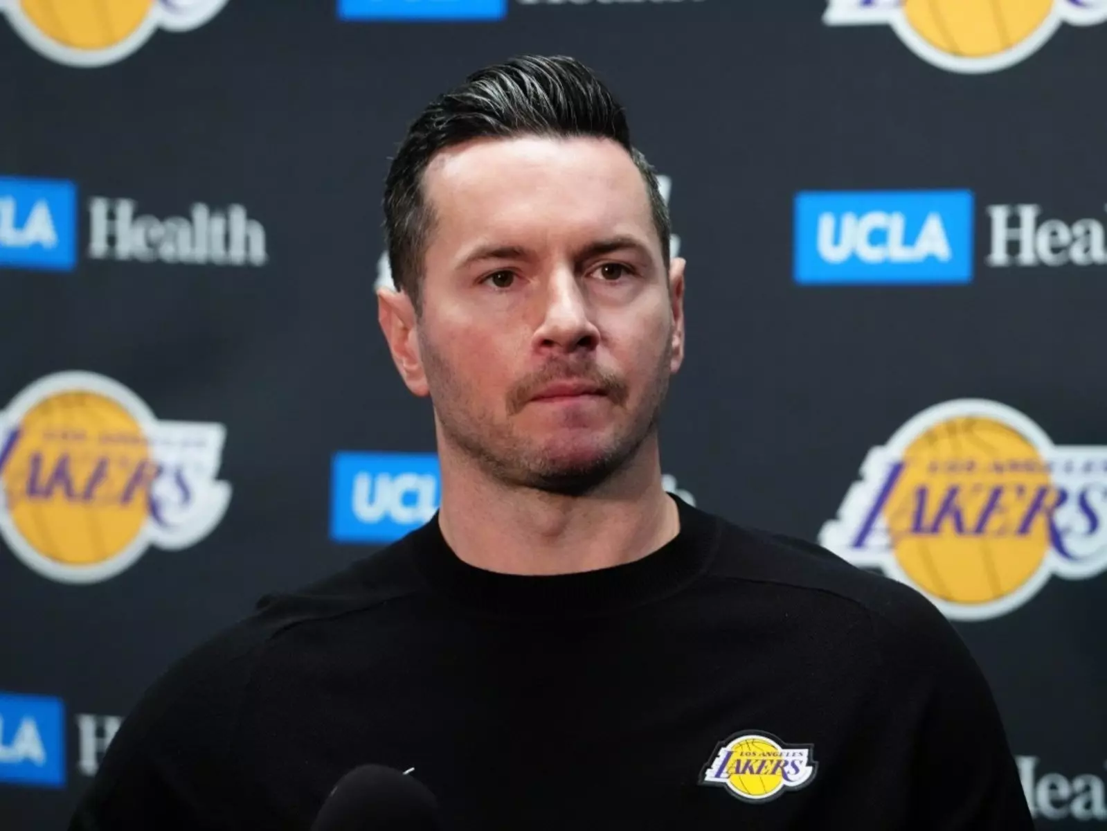 NBA／湖人「52 秒連搶 3 波進攻籃板」分數零進帳，JJ Redick 傻眼「他 X 的我毫無頭緒！」