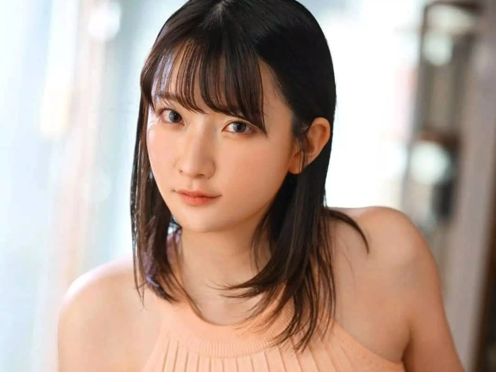 鷲尾芽衣出道 6 週年狂飆至 L 級身材，曝光「這原因」坦言：「情況糟透了，好害怕！」【老司J開車】
