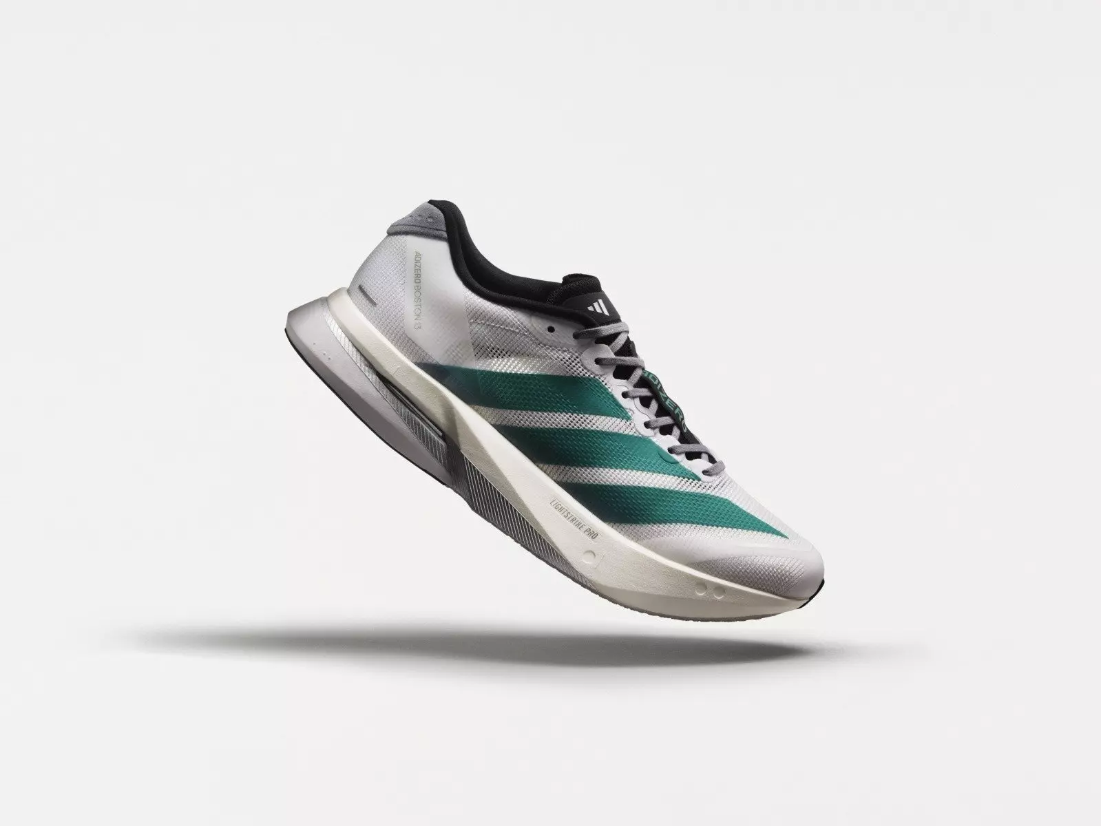 adidas ADIZERO BOSTON 13 跑鞋性能搶先看！三大核心科技進化、首發 EQT 配色呼應 90 年代復古運動風格！