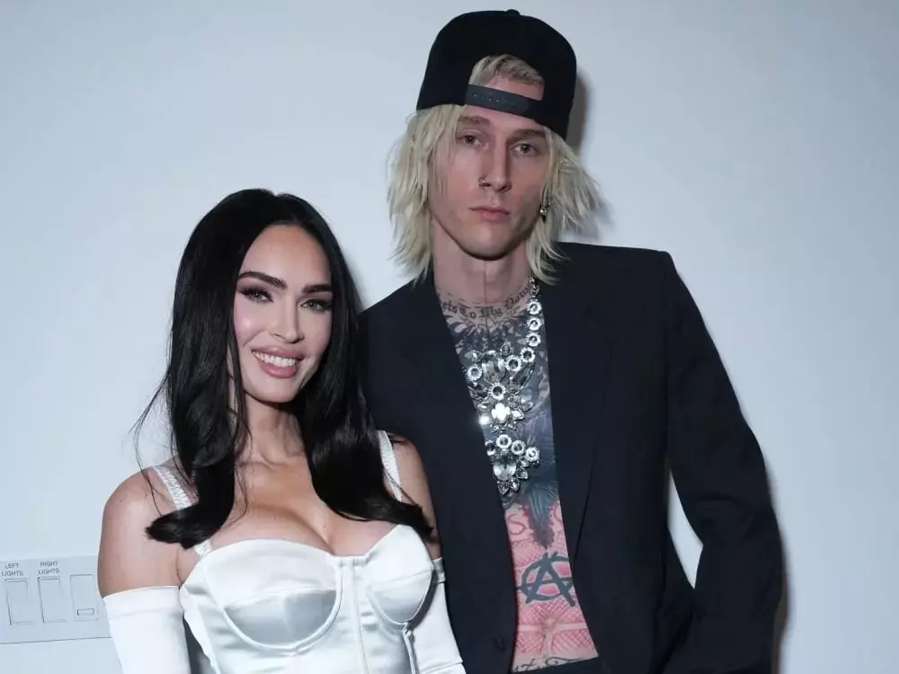 梅根福克斯 Megan Fox 無法原諒機關槍凱利 MGK 偷吃！共養育女也拒絕復合關係！