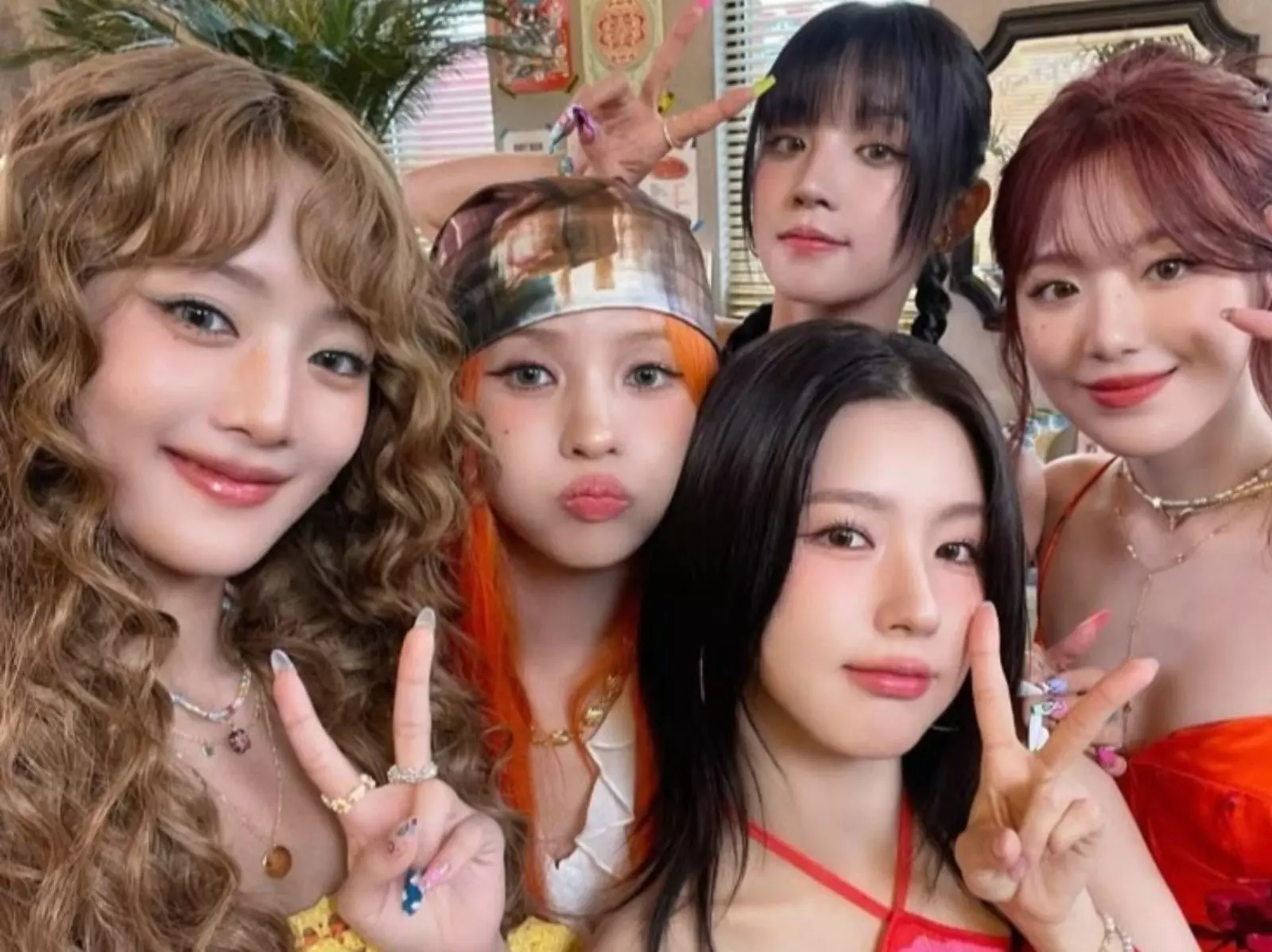 i-dle／(G)I-DLE 與 CUBE 續約後待遇升級！成員各配專屬經紀人、獨立車輛！