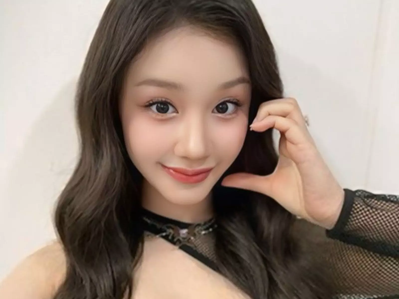 BABYMONSTER Pharita 身高 170 公分、家境富裕、和 Lisa 關係好⋯5 件事快認識！