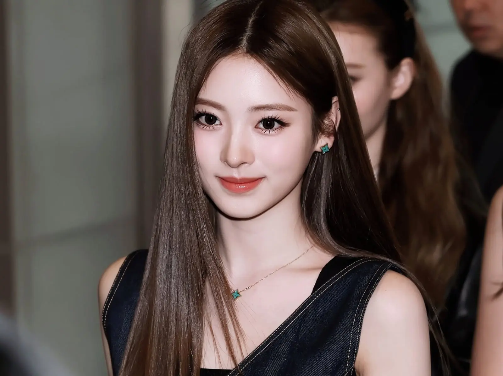 MEOVV Anna 田中杏奈身高 164 超仙身材神顏爆紅！5 大魅力解析一次看！