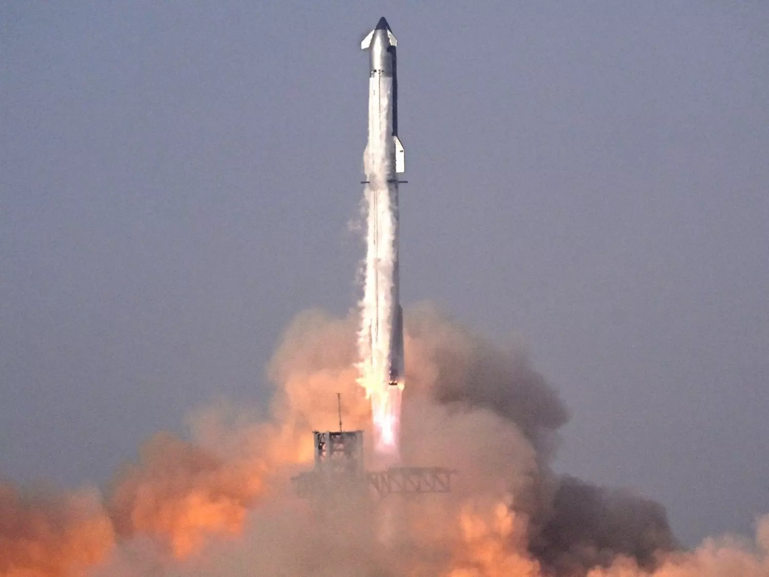 馬斯克 Elon Musk SpaceX 星艦第九次試飛失敗爆炸！發文坦言：「已經改進很多！」