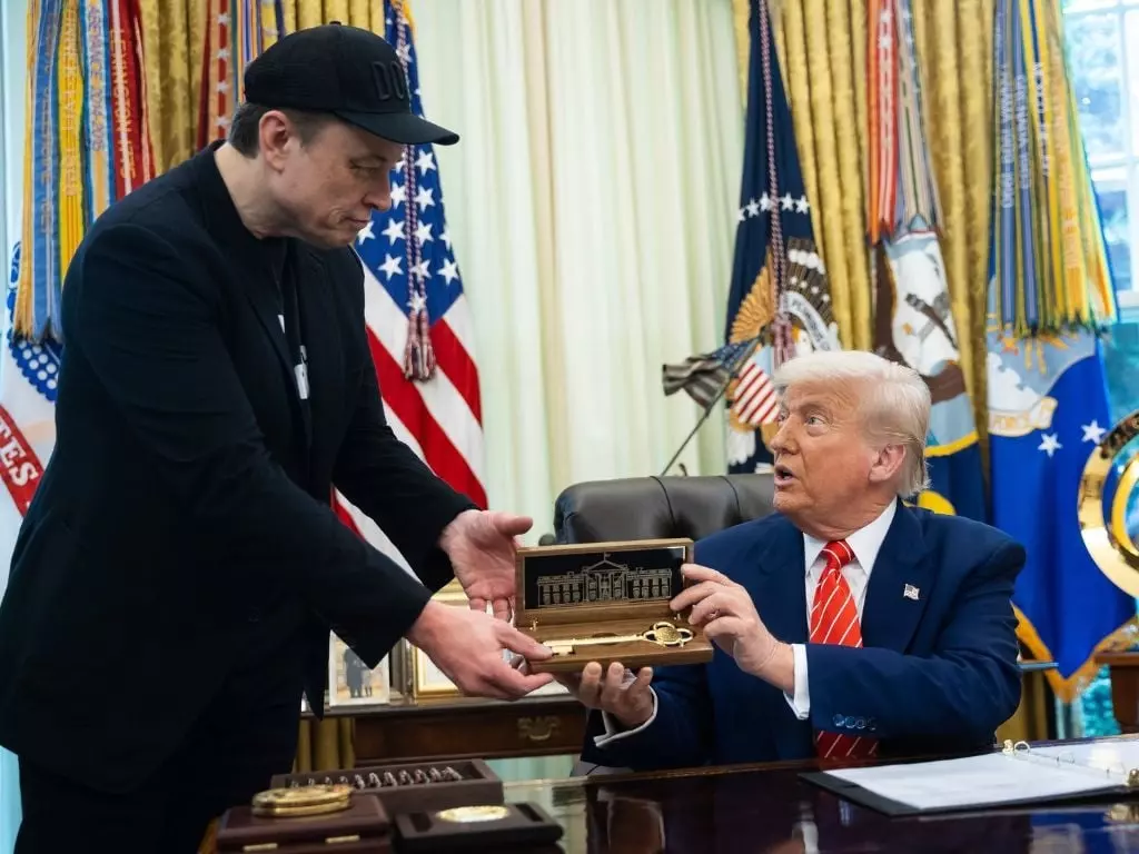 馬斯克 Elon Musk 反駁吸毒傳聞！卸任 DOGE 後新身份曝光！