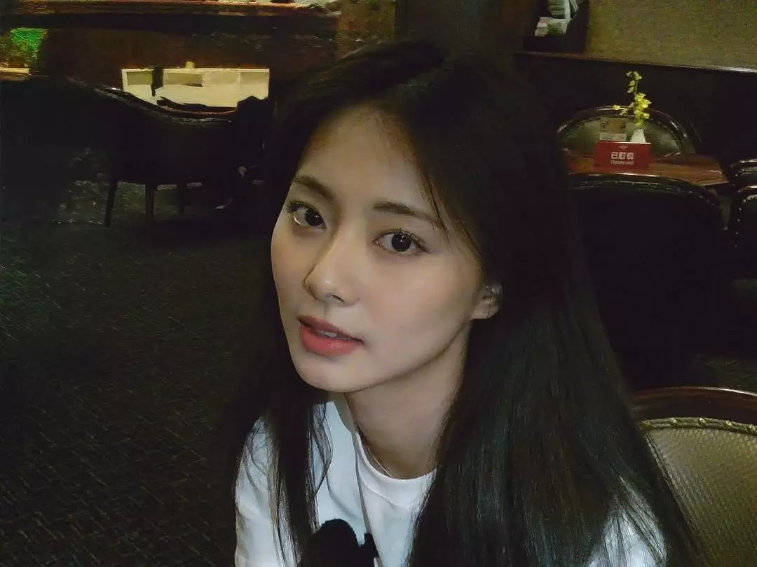 TWICE 周子瑜回台灣會面音樂大亨陳澤杉！單飛發展機會引熱議！