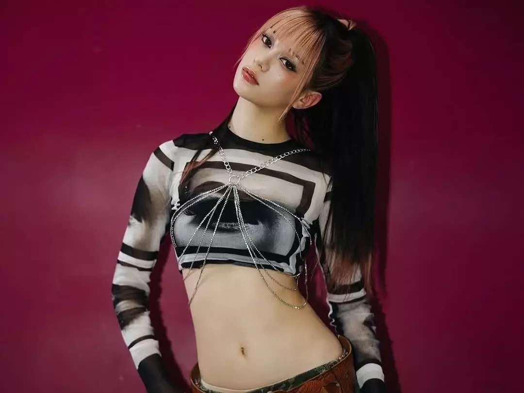 HYBE 女團 KATSEYE MEGAN 出櫃公開雙性戀！粉絲大讚：「真的是全球化女團！」