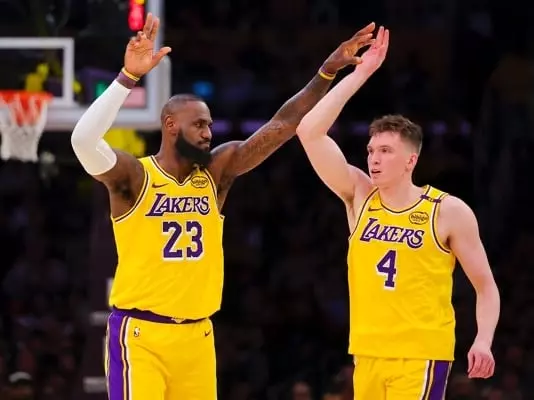 NBA／湖人隊天價交易！以 100 億出售給道奇老闆馬克沃特 Mark Walter！