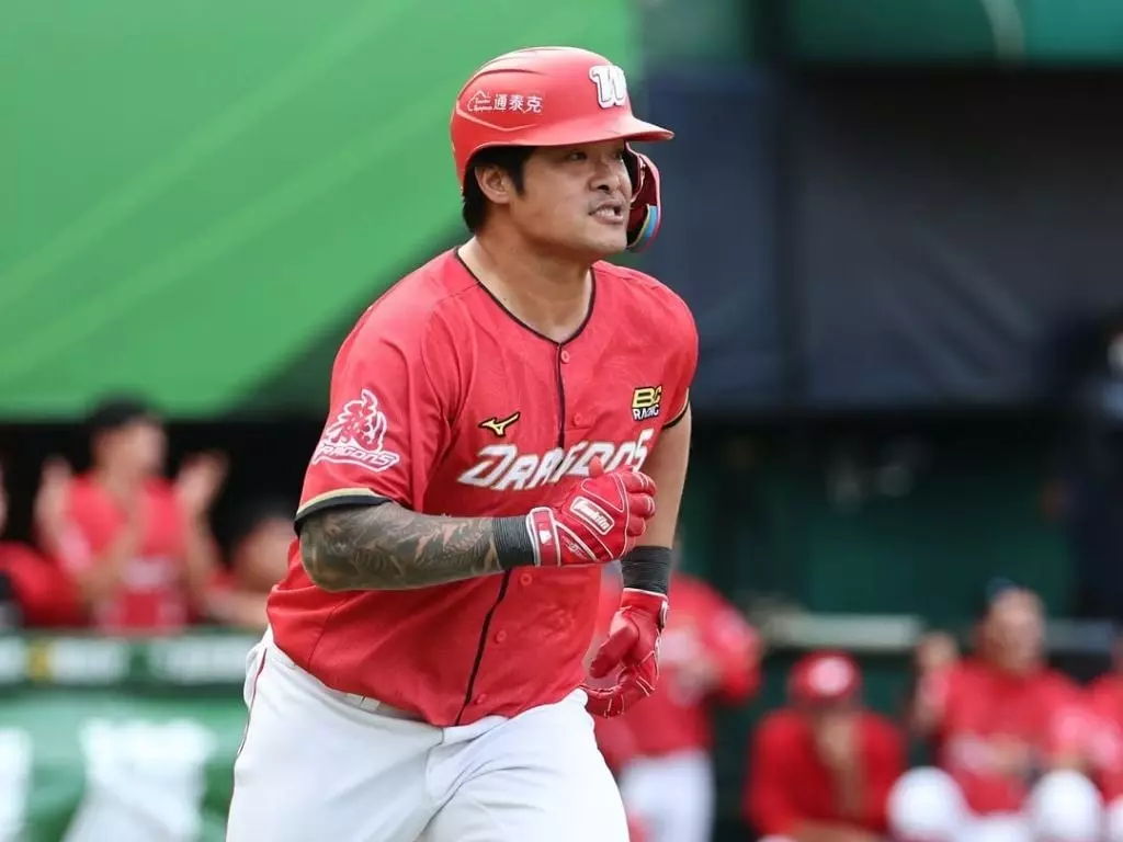 中職／林智勝睽違 654 天再奪 MVP！成中職史上最年長得主！