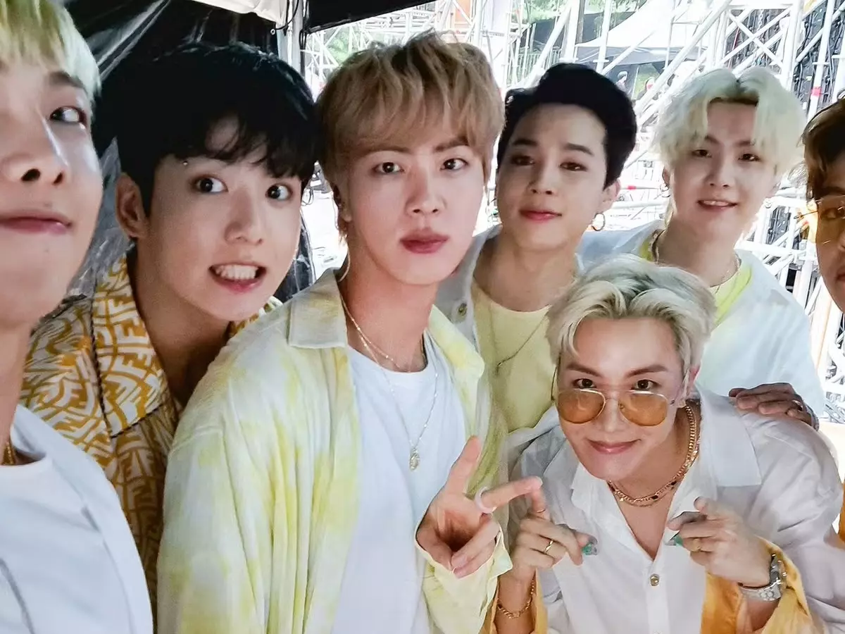 BTS 防彈少年團 SUGA 退伍！談酒駕事件：「對不起讓粉絲受傷了！」