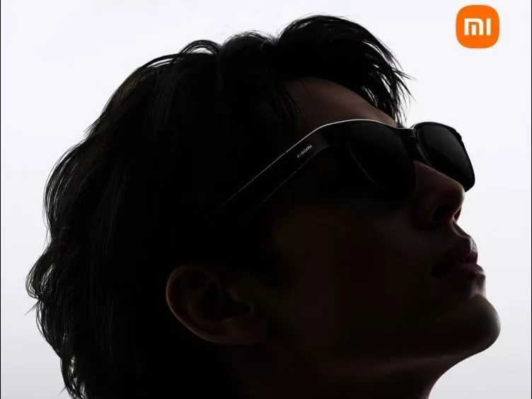 小米推出 AI 眼鏡！傳媲美 Meta 同款、拍照錄影⋯功能規格亮點一次看！
