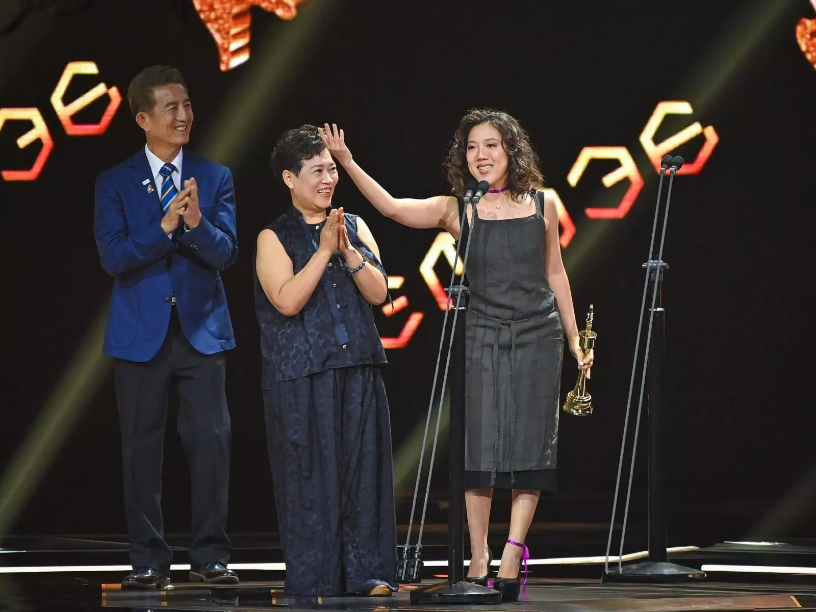 金曲 36 / 李竺芯再度以《Suí 水》奪年度專輯獎！高喊：「我們可以放下世界的定義，創造自己的主流！」
