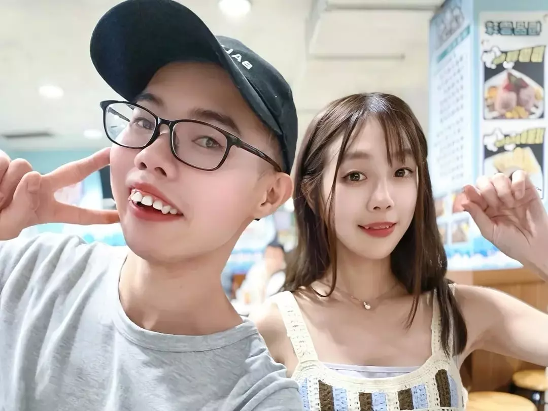 鄧佳華認愛女友簡簡！坦言：「已經想結婚生子！」
