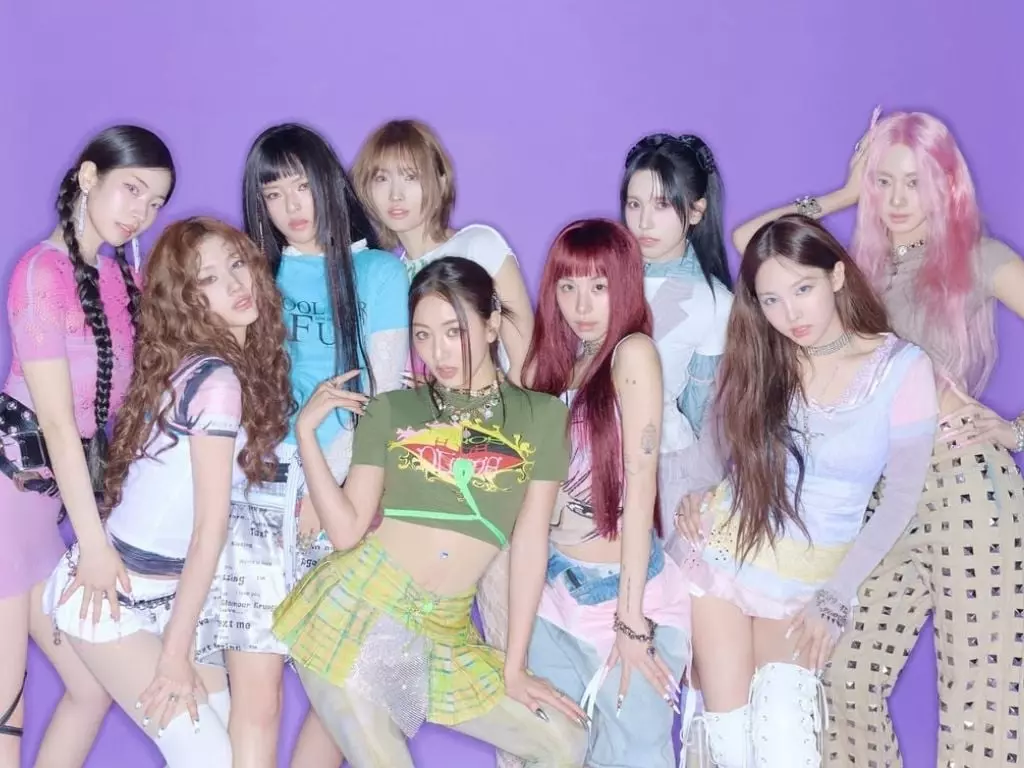 BLACKPINK、TWICE 新歌釋出回歸！雙方粉絲隔空開戰掀熱議！