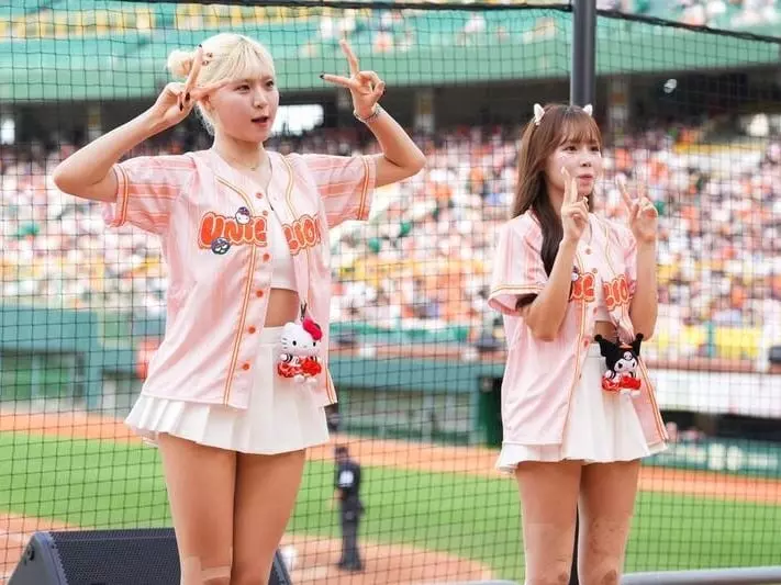 統一獅啦啦隊 UniGirls 文慧真、安惠志首秀！大跳小虎隊、伍佰金曲引熱議！