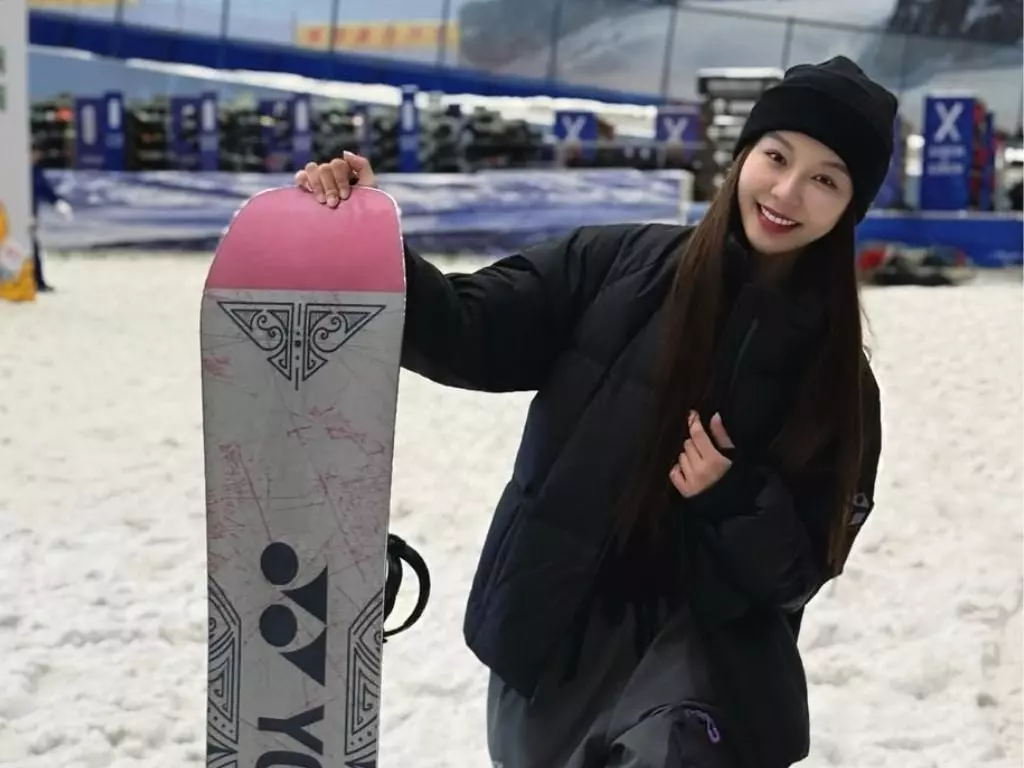 Yuri 陳洛心考上滑雪教練！親曝雪地寫真 7 月登場！【野生抓正妹】