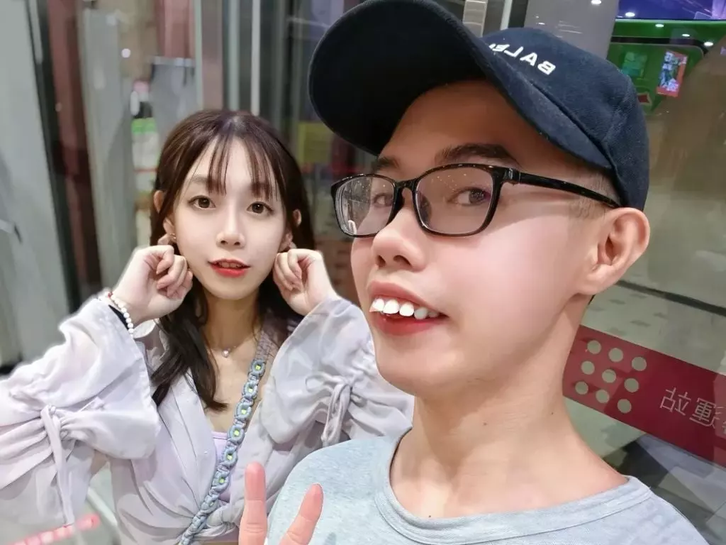 鄧佳華入獄服刑女友簡簡宣告分手！瑋哥現身曝財務糾紛！