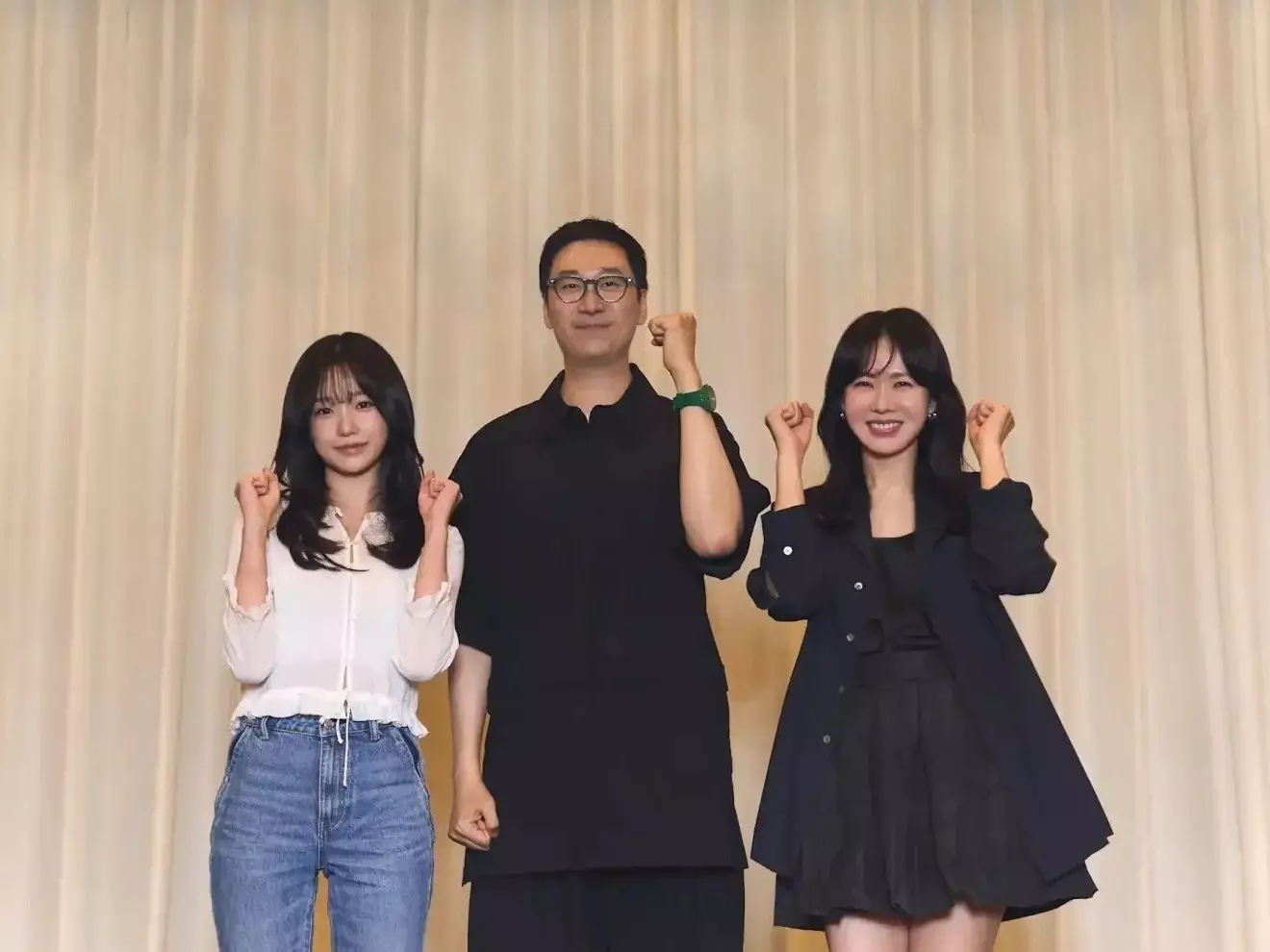 Netflix《Variety》孫藝真回歸！與《魷魚遊戲》曹柔理聯手揭露韓娛黑幕！
