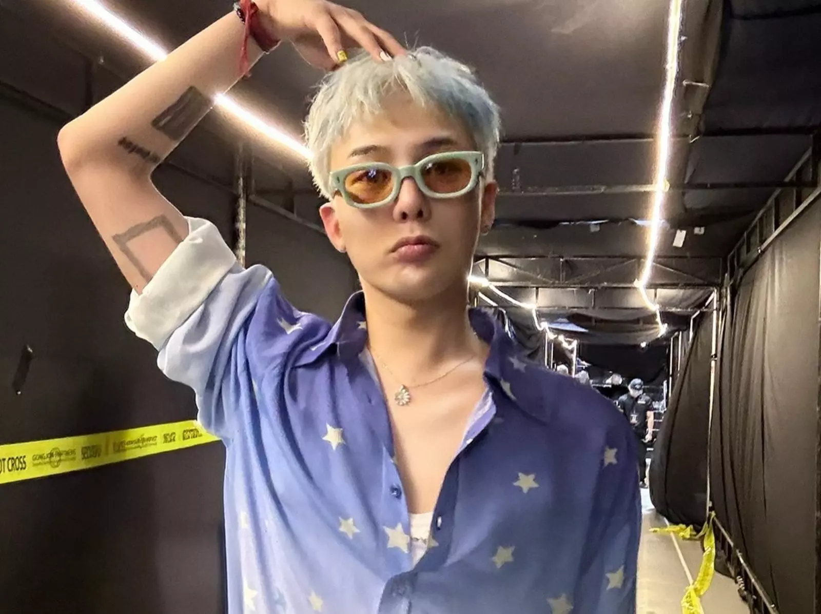 GD 權志龍豪送舞者一人一條 Jacob ＆ Co. 聯名項鍊！網羨慕直呼：「現在應徵還來得及嗎？」