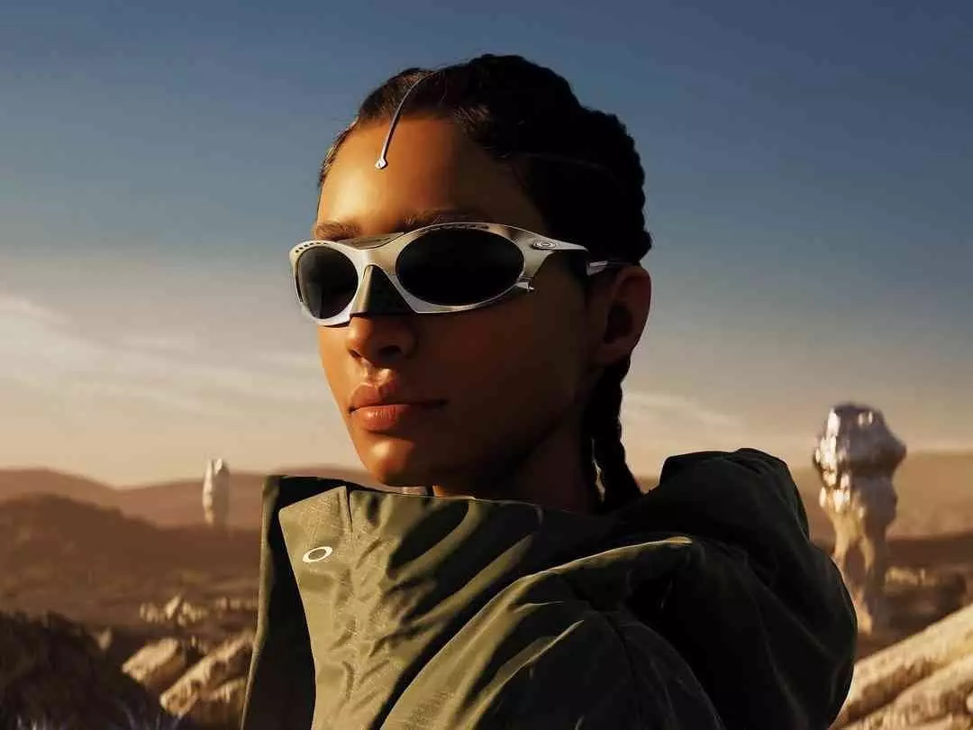 Oakley Plantaris Ti 限量登場！Travis Scott 特愛款式，2075 未來感設計發售情報一覽！