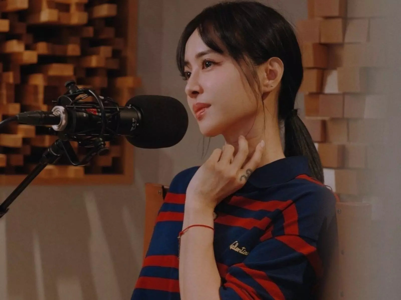 蔡依林 Jolin 無預警推出 Podcast 節目！AI 助手「變聲」成布萊德彼特 Brad Pitt 掀熱議！